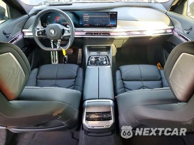 Zdjęcie 8 z 12 samochodu: 2024 BMW 740 I VIN:WBA23EH08RCT03117 - miniatura