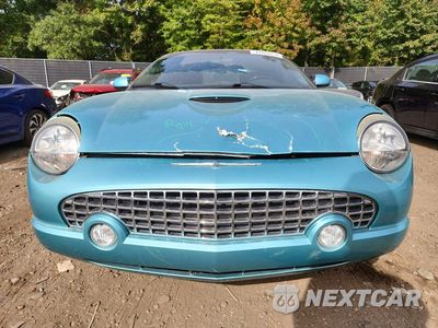 Piąte zdjęcie samochodu w środku: 2002 FORD THUNDERBIRD VIN:1FAHP60A22Y123822 - miniatura