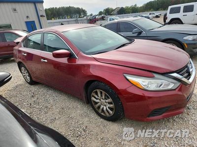 Czwarte zdjęcie samochodu z boku: 2017 NISSAN ALTIMA 2.5 S VIN:1N4AL3AP5HC267756 - miniatura