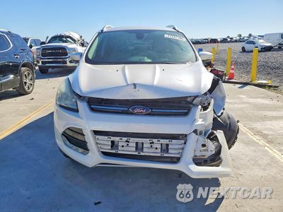 Piąte zdjęcie samochodu w środku: 2014 FORD ESCAPE TITANIUM VIN:1FMCU9JX2EUB41097 - miniatura