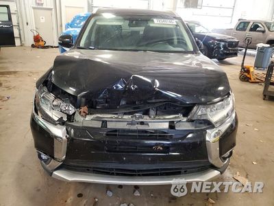Piąte zdjęcie samochodu w środku: 2017 MITSUBISHI OUTLANDER GT VIN:JA4JZ4AX5HZ032697 - miniatura