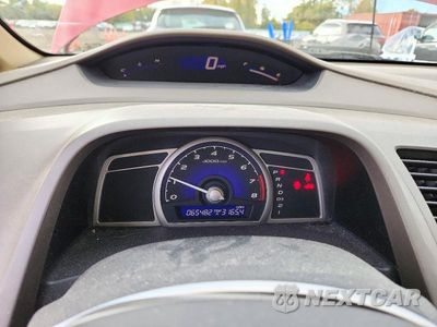 Zdjęcie 9 z 13 samochodu: 2008 HONDA CIVIC EX VIN:2HGFA16848H509494 - miniatura
