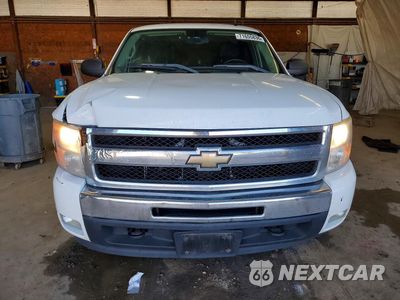 Piąte zdjęcie samochodu w środku: 2010 CHEVROLET SILVERADO K1500 LT VIN:1GCSKSE34AZ293738 - miniatura