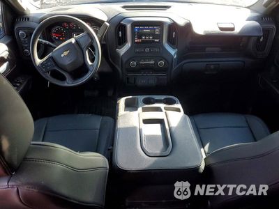 Zdjęcie 8 z 13 samochodu: 2020 CHEVROLET SILVERADO K1500 VIN:1GCRYAEH7LZ281881 - miniatura