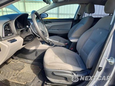 Zdjęcie 7 z 12 samochodu: 2017 HYUNDAI ELANTRA SE VIN:5NPD74LF6HH197372 - miniatura