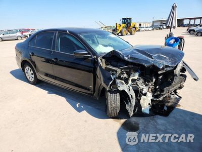 Czwarte zdjęcie samochodu z boku: 2014 VOLKSWAGEN JETTA BASE VIN:3VW2K7AJ5EM276775 - miniatura