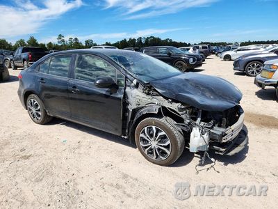 Czwarte zdjęcie samochodu z boku: 2020 TOYOTA COROLLA LE VIN:JTDEPRAE0LJ043686 - miniatura