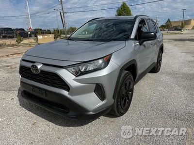 Drugie zdjęcie samochodu z przodu: 2019 TOYOTA RAV4 LE VIN:2T3F1RFV6KW008021 - miniatura