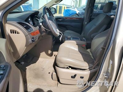 Zdjęcie 7 z 12 samochodu: 2014 CHRYSLER TOWN & COUNTRY TOURING VIN:2C4RC1BG7ER336871 - miniatura