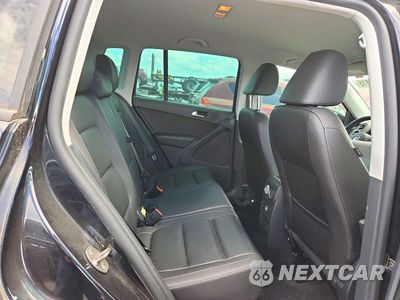 Zdjęcie 10 z 12 samochodu: 2015 VOLKSWAGEN TIGUAN S VIN:WVGAV7AX2FW546911 - miniatura