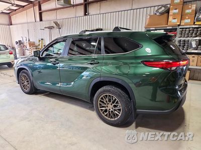 Drugie zdjęcie samochodu z przodu: 2023 TOYOTA HIGHLANDER XLE VIN:5TDKDRBH4PS524621 - miniatura