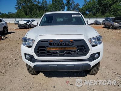 Piąte zdjęcie samochodu w środku: 2023 TOYOTA TACOMA SR5 V6 VIN:3TMCZ5AN8PM607426 - miniatura