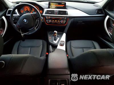 Zdjęcie 8 z 12 samochodu: 2018 BMW 320 XI VIN:WBA8A3C58JA357489 - miniatura