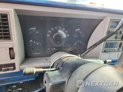 Zdjęcie 9 z 12 samochodu: 1989 CHEVROLET GMT-400 K1500 VIN:1GCDK14K9KE279148 - miniatura