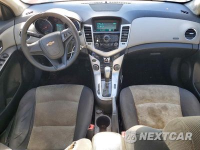 Zdjęcie 8 z 12 samochodu: 2016 CHEVROLET CRUZE LIMITED LS VIN:1G1PC5SGXG7177212 - miniatura