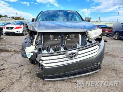 Piąte zdjęcie samochodu w środku: 2012 TOYOTA HIGHLANDER BASE VIN:5TDBK3EH3CS097246 - miniatura