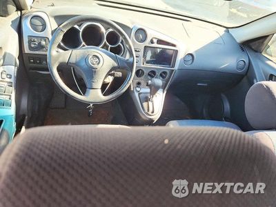 Zdjęcie 8 z 13 samochodu: 2006 TOYOTA MATRIX XR VIN:2T1LR32E66C551786 - miniatura