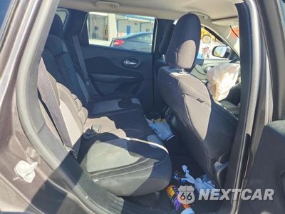 Zdjęcie 11 z 13 samochodu: 2014 JEEP CHEROKEE LATITUDE VIN:1C4PJLCB0EW205803 - miniatura