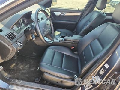 Zdjęcie 7 z 12 samochodu: 2008 MERCEDES-BENZ C 300 VIN:WDDGF54X68R012071 - miniatura