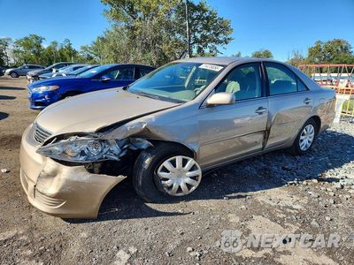 2005 TOYOTA CAMRY LE 4T1BE30K55U968538 - główne zdjęcie licytacji z USA - miniatura