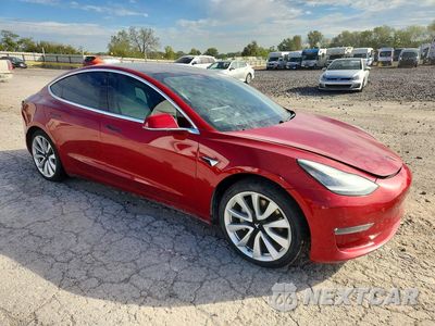 Czwarte zdjęcie samochodu z boku: 2019 TESLA MODEL 3 VIN:5YJ3E1EA6KF332714 - miniatura