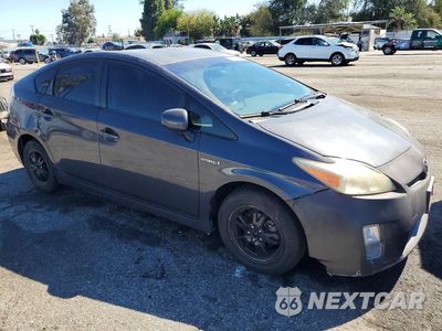 Czwarte zdjęcie samochodu z boku: 2011 TOYOTA PRIUS TWO VIN:JTDKN3DU5B1370043 - miniatura