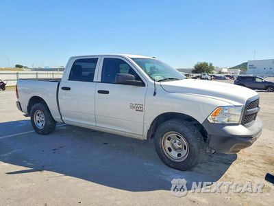 Czwarte zdjęcie samochodu z boku: 2020 RAM 1500 CLASSIC TRADESMAN VIN:3C6RR6KG8LG196772 - miniatura