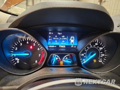 Zdjęcie 9 z 13 samochodu: 2017 FORD ESCAPE SE VIN:1FMCU9G99HUE28322 - miniatura