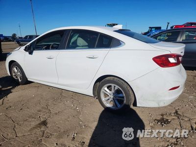 Drugie zdjęcie samochodu z przodu: 2016 CHEVROLET CRUZE LT VIN:1G1BE5SM5G7311831 - miniatura
