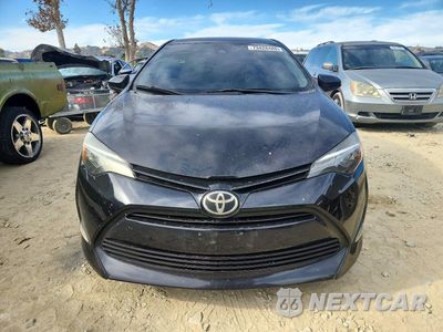 Piąte zdjęcie samochodu w środku: 2017 TOYOTA COROLLA LE VIN:2T1BURHE0HC928295 - miniatura
