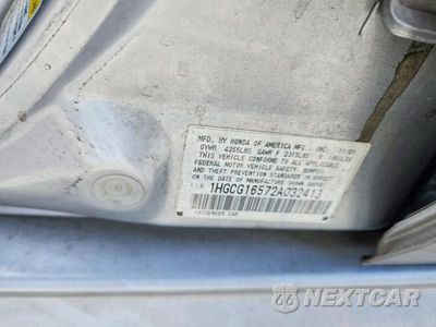 Zdjęcie 12 z 12 samochodu: 2002 HONDA ACCORD EX VIN:1HGCG16572A032413 - miniatura