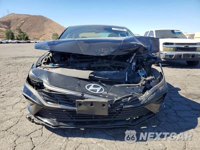 Piąte zdjęcie samochodu w środku: 2025 HYUNDAI ELANTRA SEL SPORT VIN:KMHLM4DG9SU044148 - miniatura