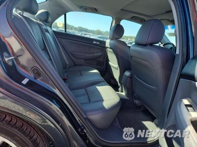Zdjęcie 10 z 12 samochodu: 2006 HONDA ACCORD EX VIN:1HGCM66506A007753 - miniatura