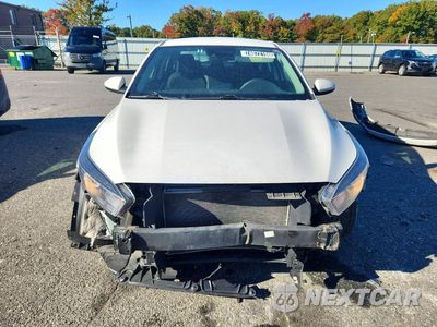 Piąte zdjęcie samochodu w środku: 2023 KIA FORTE LXS VIN:3KPF24AD6PE578019 - miniatura