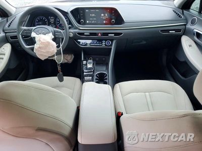 Zdjęcie 8 z 13 samochodu: 2021 HYUNDAI SONATA SEL VIN:KMHL64JAXMA146153 - miniatura