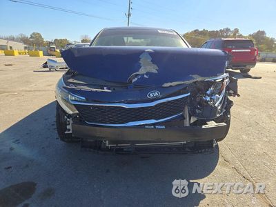 Piąte zdjęcie samochodu w środku: 2017 KIA OPTIMA LX VIN:5XXGT4L31HG125814 - miniatura