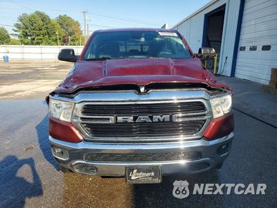Piąte zdjęcie samochodu w środku: 2019 RAM 1500 BIG HORN/LONE STAR VIN:1C6RREFT7KN745918 - miniatura
