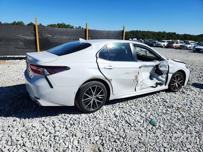 Trzecie zdjęcie samochodu z tyłu: 2023 TOYOTA CAMRY SE VIN:4T1G11AK4PU124286 - miniatura