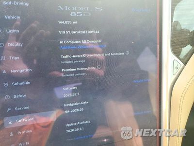 Zdjęcie 9 z 12 samochodu: 2015 TESLA MODEL S 85D VIN:5YJSA1H29FF091944 - miniatura