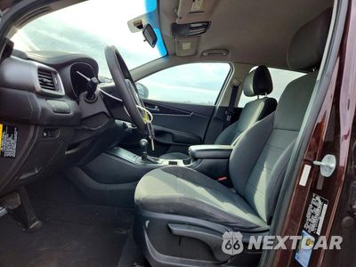Zdjęcie 7 z 13 samochodu: 2016 KIA SORENTO LX V6 VIN:5XYPGDA53GG060791 - miniatura