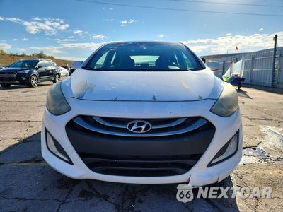 Piąte zdjęcie samochodu w środku: 2013 HYUNDAI ELANTRA GT BASE VIN:KMHD35LE9DU079837 - miniatura