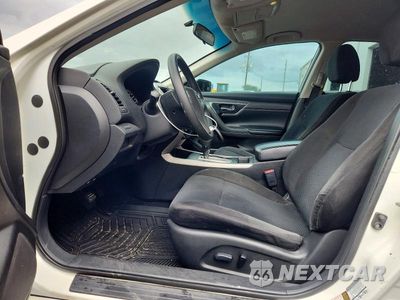 Zdjęcie 7 z 12 samochodu: 2015 NISSAN ALTIMA 2.5 S VIN:1N4AL3AP0FC463214 - miniatura