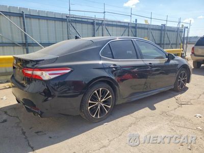 Trzecie zdjęcie samochodu z tyłu: 2020 TOYOTA CAMRY SE VIN:4T1G11AK7LU329644 - miniatura