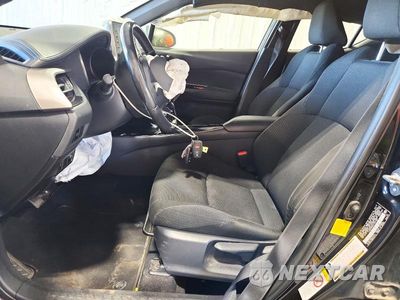 Zdjęcie 7 z 12 samochodu: 2019 TOYOTA C-HR XLE VIN:JTNKHMBX0K1037383 - miniatura