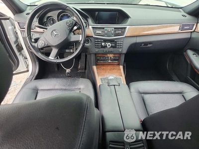 Zdjęcie 8 z 12 samochodu: 2011 MERCEDES-BENZ E 350 4MATIC VIN:WDDHF8HB8BA486825 - miniatura