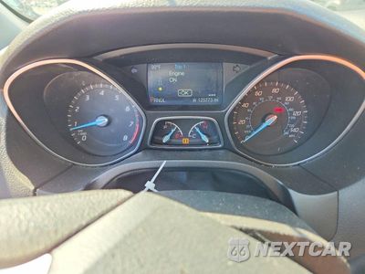 Zdjęcie 9 z 12 samochodu: 2014 FORD FOCUS SE VIN:1FADP3F21EL432289 - miniatura