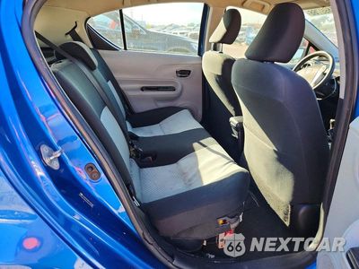 Zdjęcie 10 z 12 samochodu: 2012 TOYOTA PRIUS C TWO VIN:JTDKDTB38C1009288 - miniatura