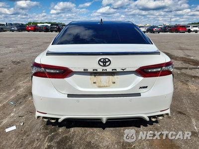 Zdjęcie 6 z 12 samochodu: 2022 TOYOTA CAMRY XSE VIN:4T1K61AK1NU066338 - miniatura