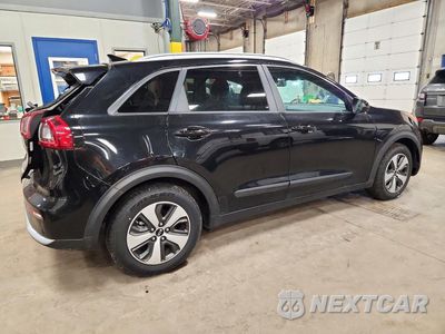 Trzecie zdjęcie samochodu z tyłu: 2017 KIA NIRO LX VIN:KNDCB3LC7H5049385 - miniatura