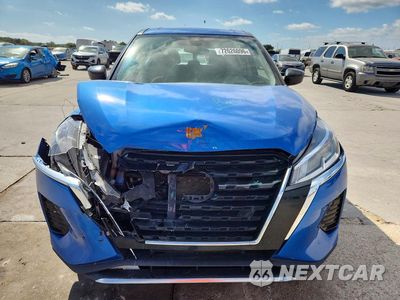 Piąte zdjęcie samochodu w środku: 2021 NISSAN KICKS S VIN:3N1CP5BV5ML497220 - miniatura